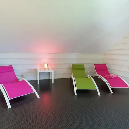 بيت للعطل Rustic Retreat, Ovifat, Cleaning Included وايمس