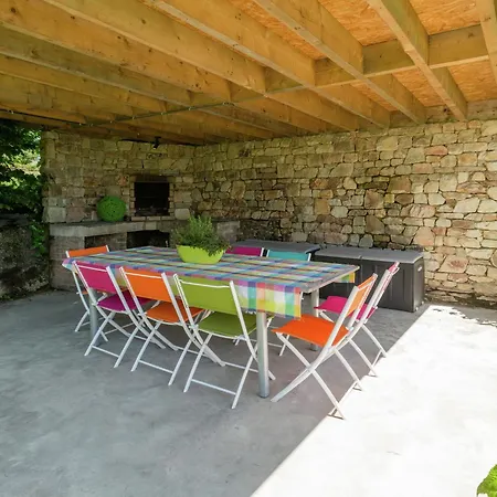 Rustic Retreat, Ovifat, Cleaning Included