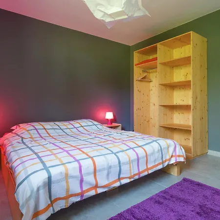 Rustic Retreat, Ovifat, Cleaning Included *