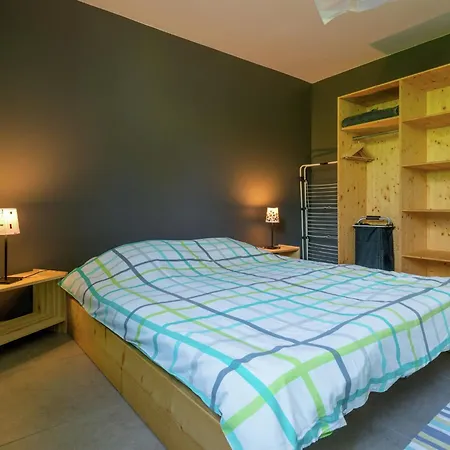 Rustic Retreat, Ovifat, Cleaning Included *