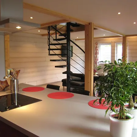 Rustic Retreat, Ovifat, Cleaning Included